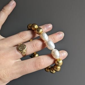 Hazen and Co Pearl and Gold Bracelet